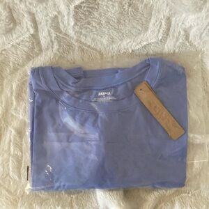 NWT  Skims Fits Everyone Super cropped Tee